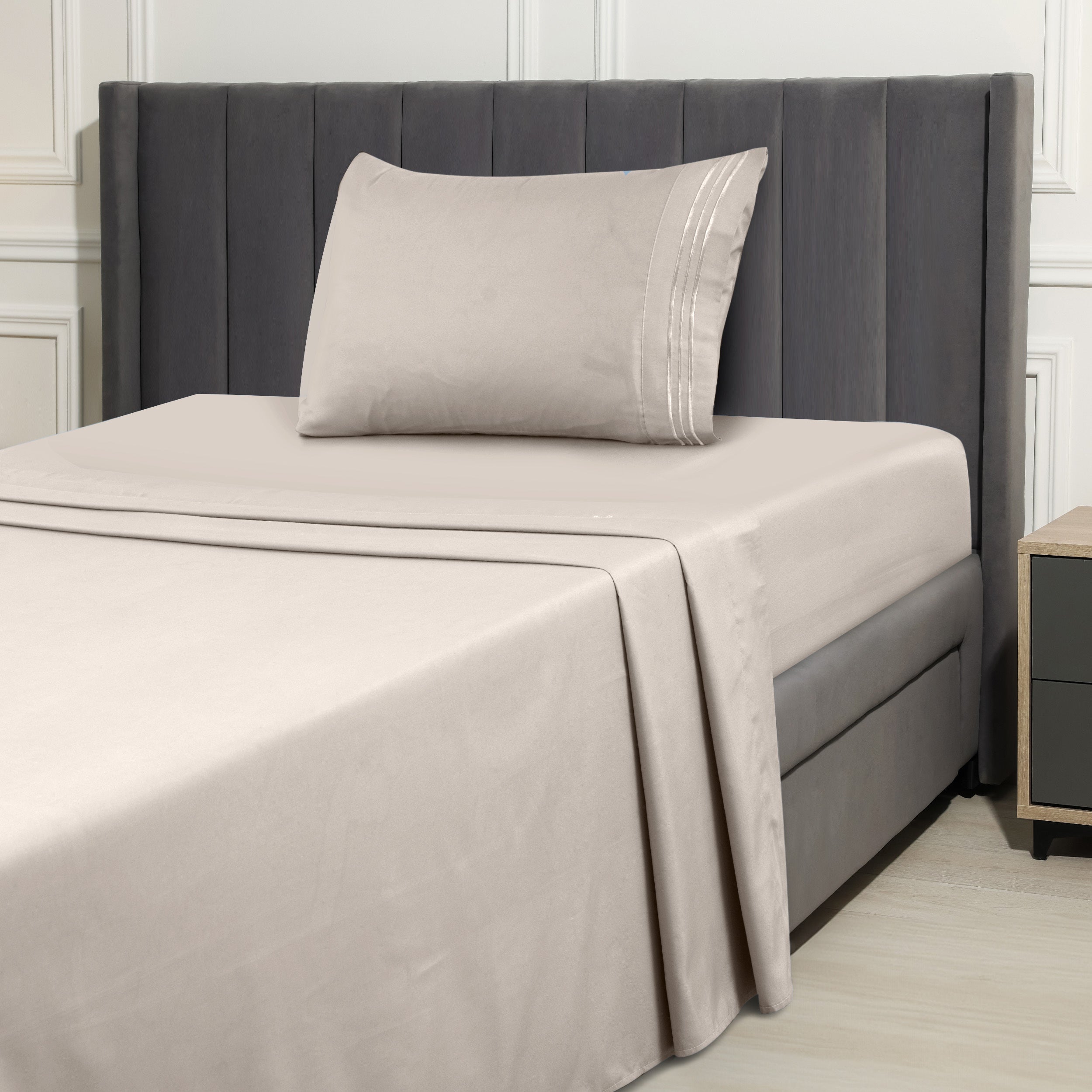 Hannah Bedding 4 Pieces Solid Colors Bed Sheets - 1800 Series Brushed Sheet Set With Pillowcases, Deep Pocket Bedding Set For Ultimate Comfort - Lightweight And Breathable Cooling Sheet Set - 16 Inches Deep Pocket
