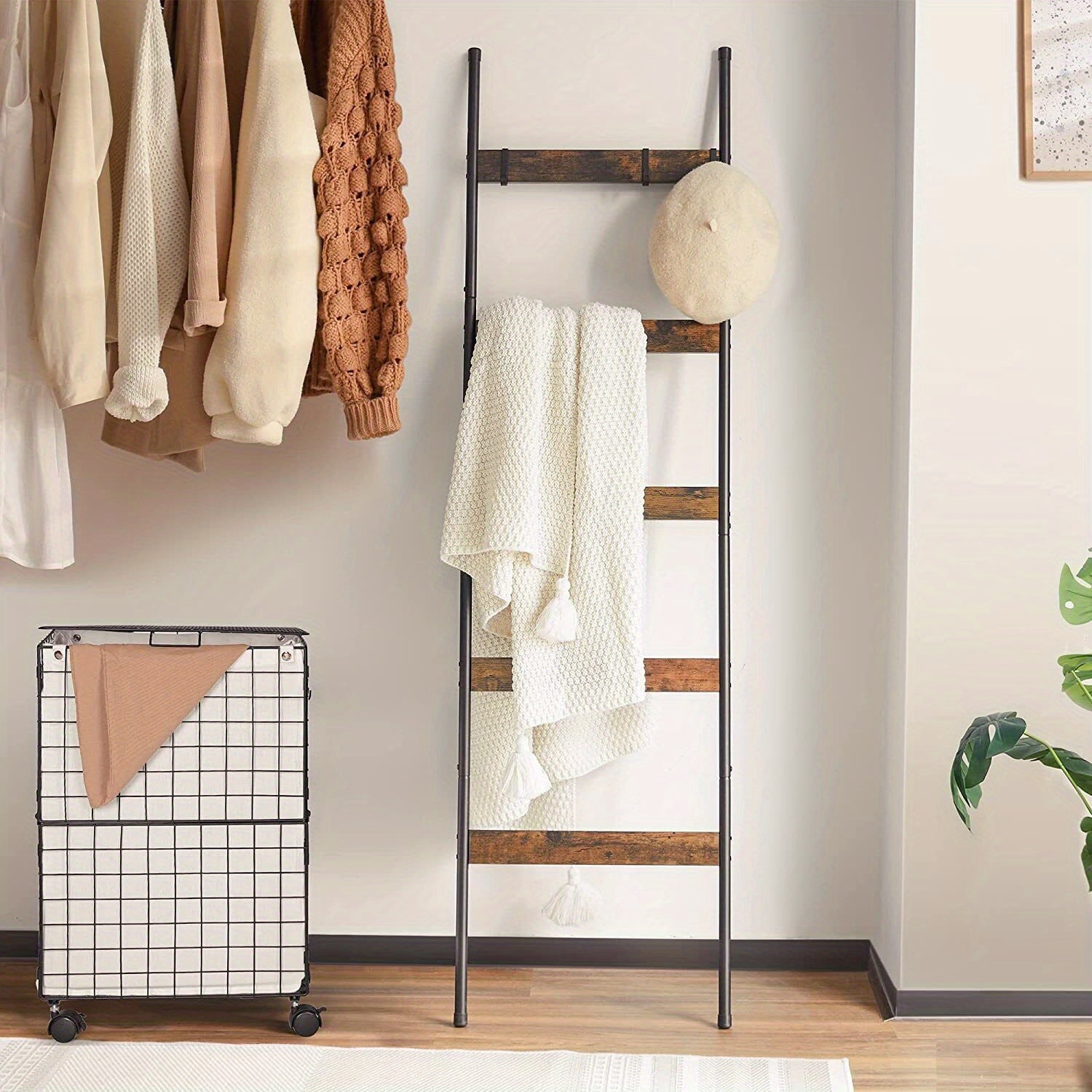 Blanket Ladder, 5 Tier Blanket Holder with 10 Removable Hooks, Farmhouse Style Blanket Ladder for Living Room Bathroom, Decorative Wall Mounted Wooden Quilt Standing Towel Drying Storage Rack