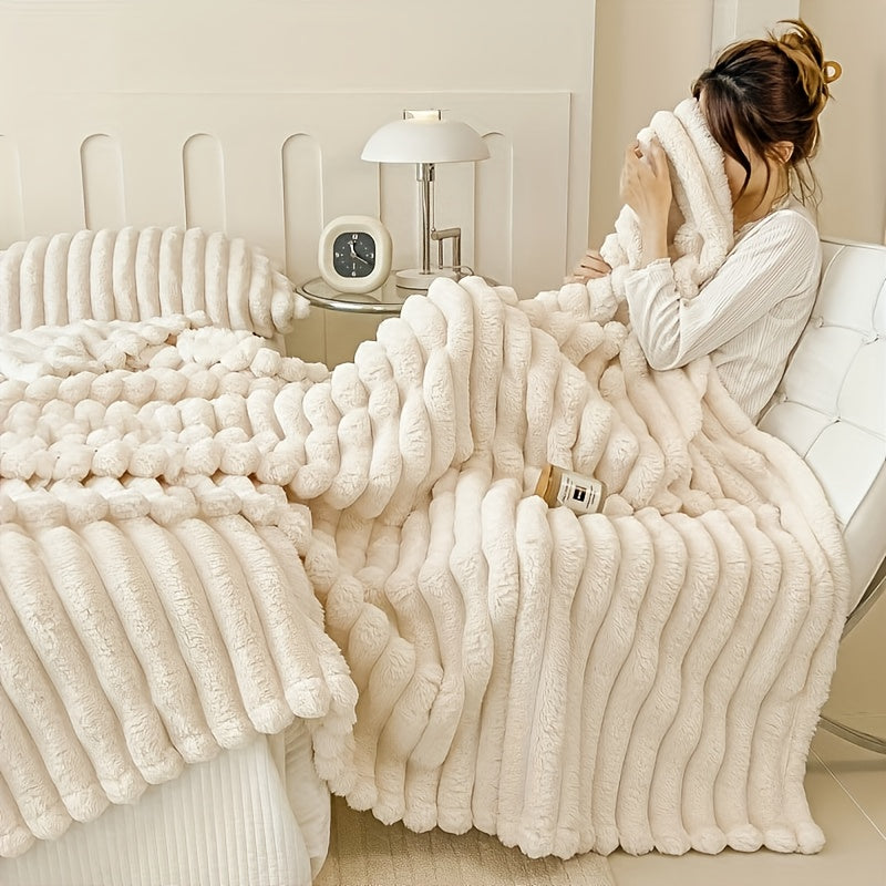 1pc Ultra-Soft 3-D Ribbed Rabbit Fur Flannel Blanket for Bed, Couch, Sofa, Nap Blanket Air Conditioning Blanket Office Outdoor Camping Blanket for All Seasons, Cozy Throw, High Quality Fleece, All Season Blanket, Gift Ideas for Friends&Family