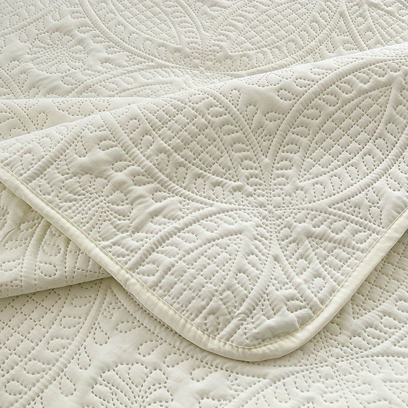 1pc Lightweight All-Season Bedspread - Soundwave Technology Embossed Coin Pattern, Soft & Breathable, Non-Slip Design for Bedroom/ Dorm/ Guest Room Choose from 6 Stylish Colors(Excludes Pillowcases)