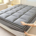 Cool Mattress Protector, Mattress Cover, Quilting Elasticity Stretchable from 8 to 21 Inches Deep Pockets Mattress Pad for Bed, Cool Bedding, The Comfort of The Bedroom, Quilted Design, Closely Fit, Machine-Washable Mattress Protector